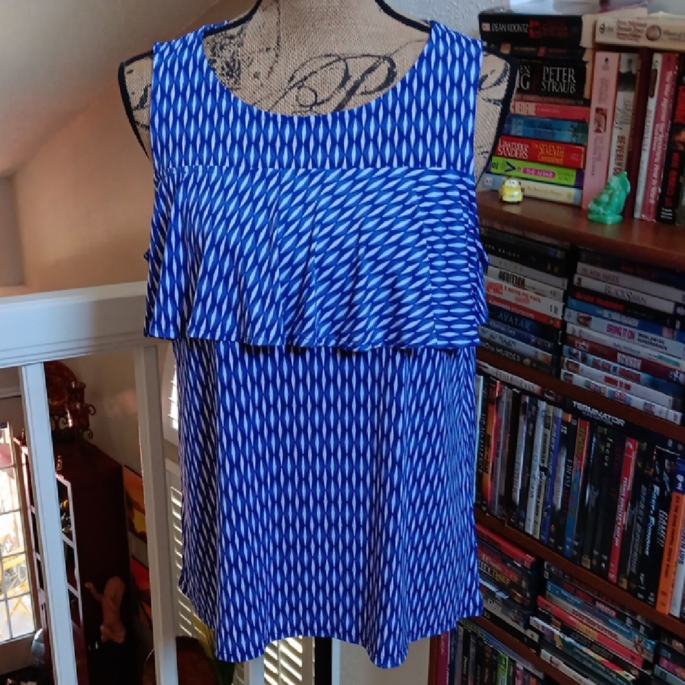 Worthington Blue Geometric Tank Top